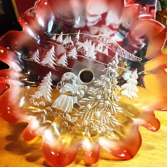 Mikasa Christmas Story Berry Footed Bon Bon Candy Bowl Dish Red & Frosted Ruffle